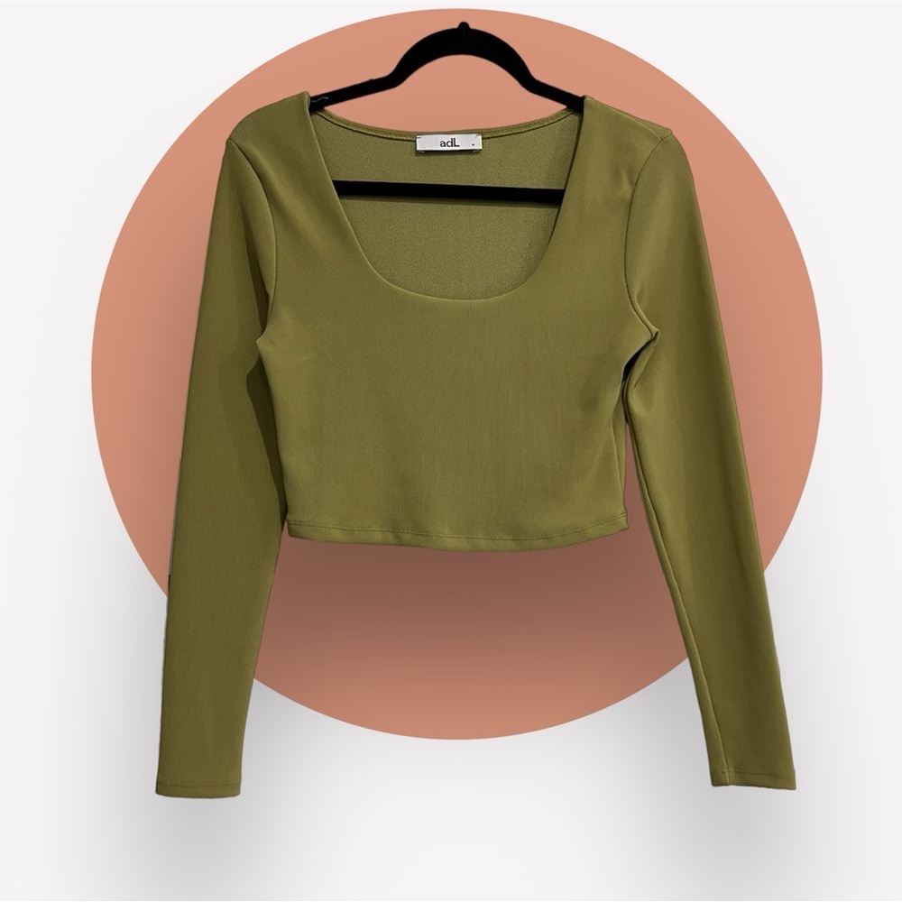 ADL cropped top